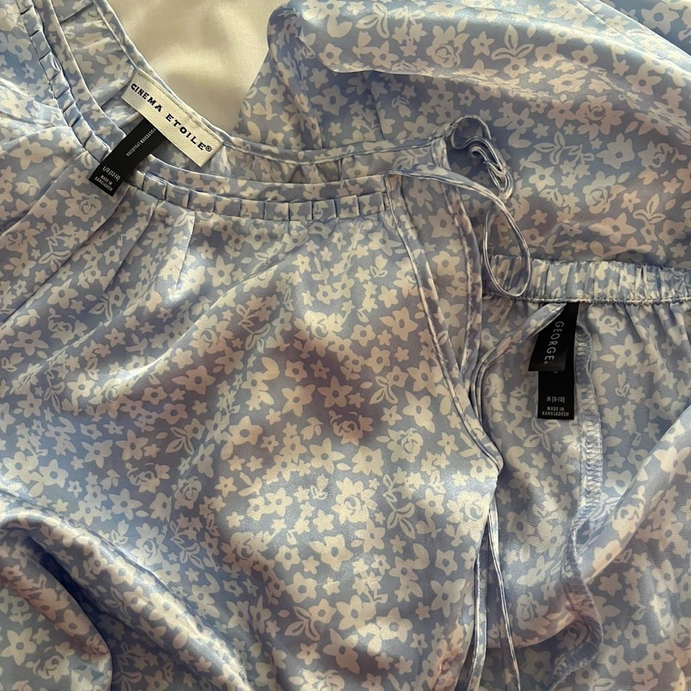 Floral Satin Pajama Set - Picture 5 of 5